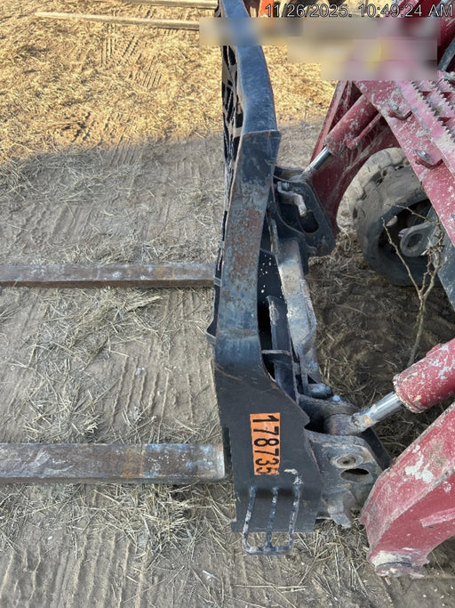 2021 PALADIN 48" Pallet Forks - Paladin