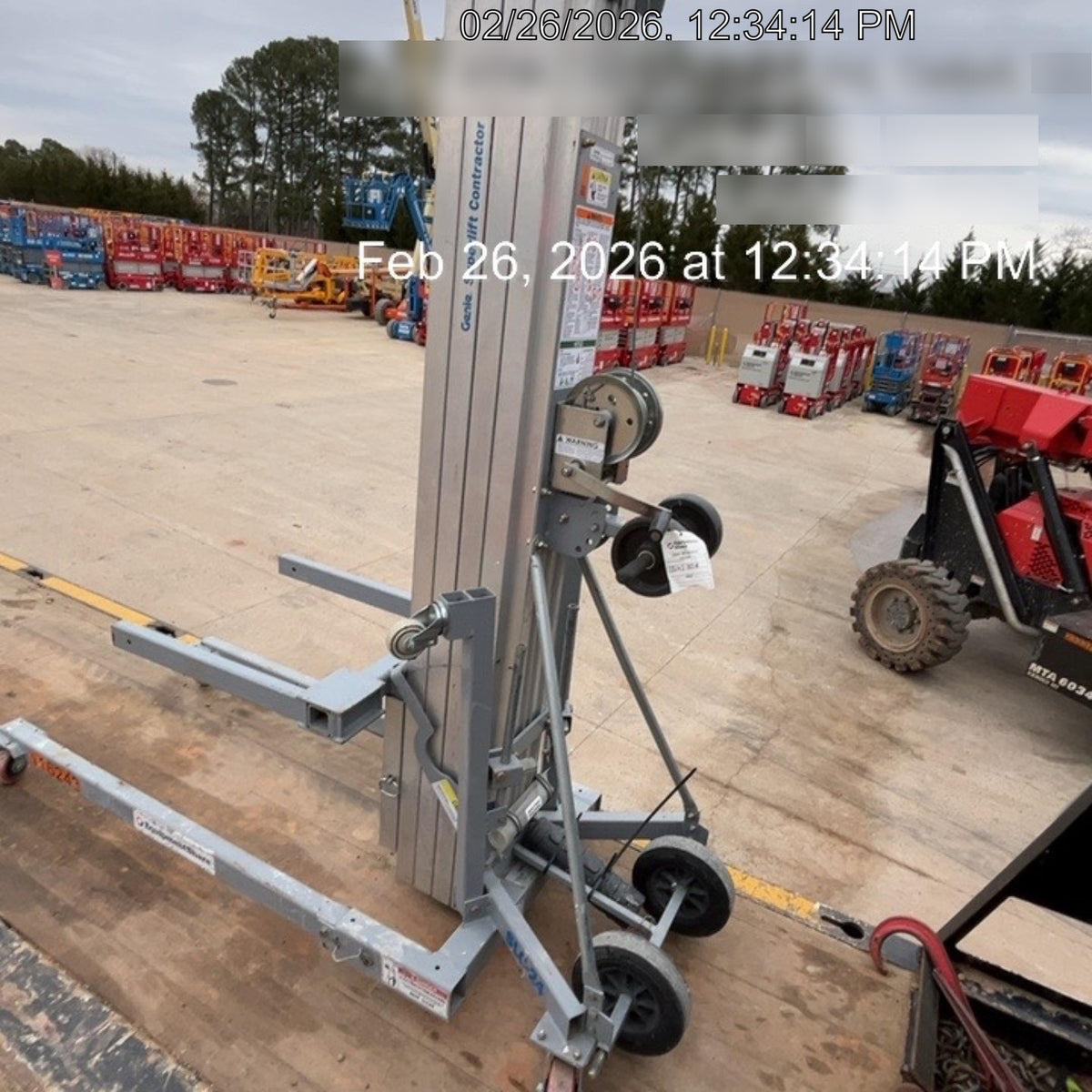 2020 GENIE SLC-24