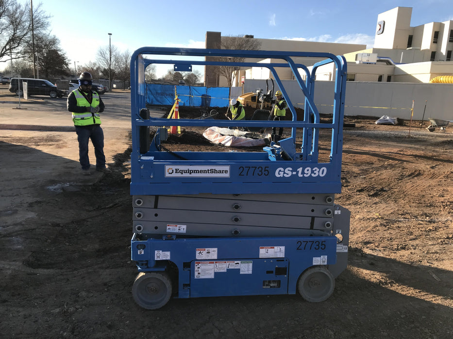 2018 Genie GS-1930 GS-1930 w/Fixed Rail, Chain Entry