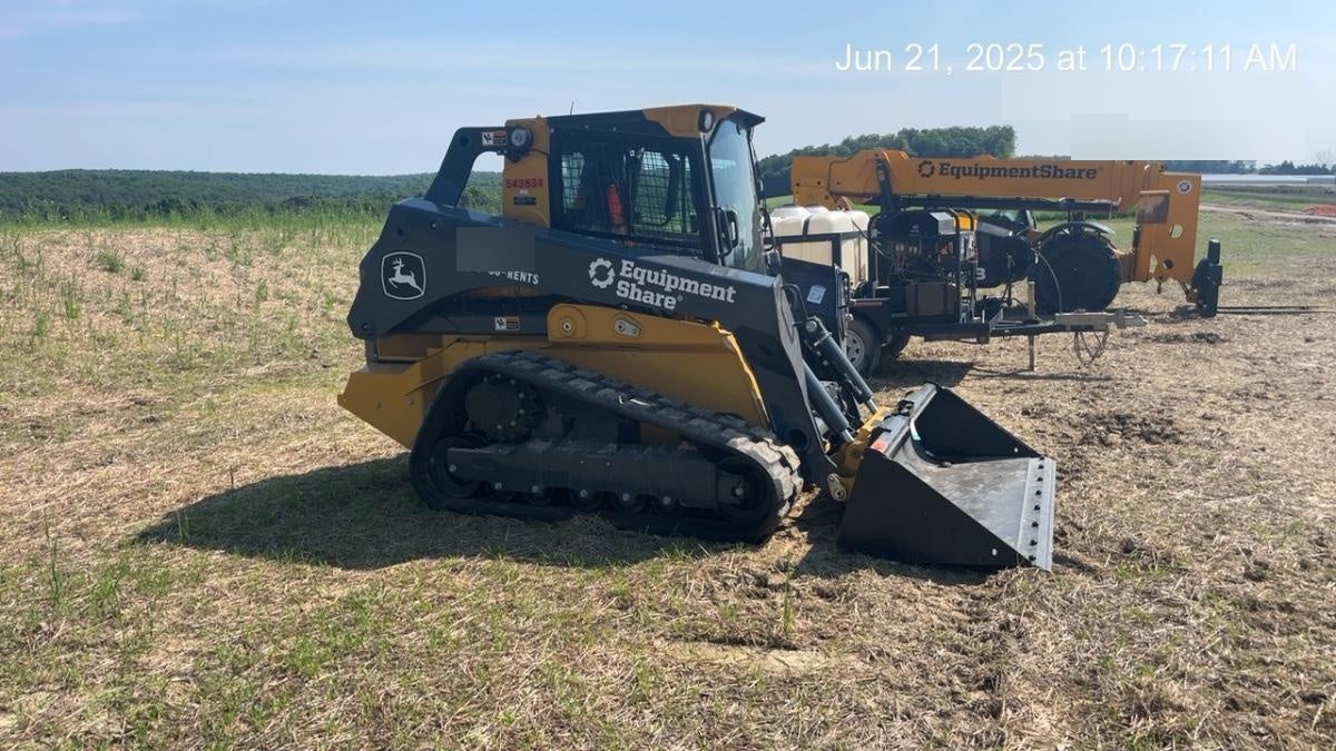 2025 JOHN DEERE 84" Bucket - John Deere