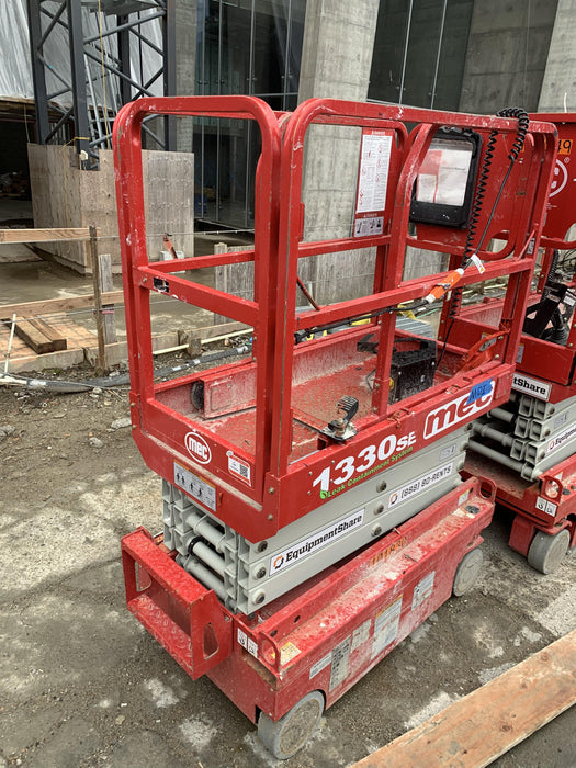 2020 MEC 1330SE Solid NM Tires, Steel Swing out Doors, LCS, Beacon, 900W Invertor