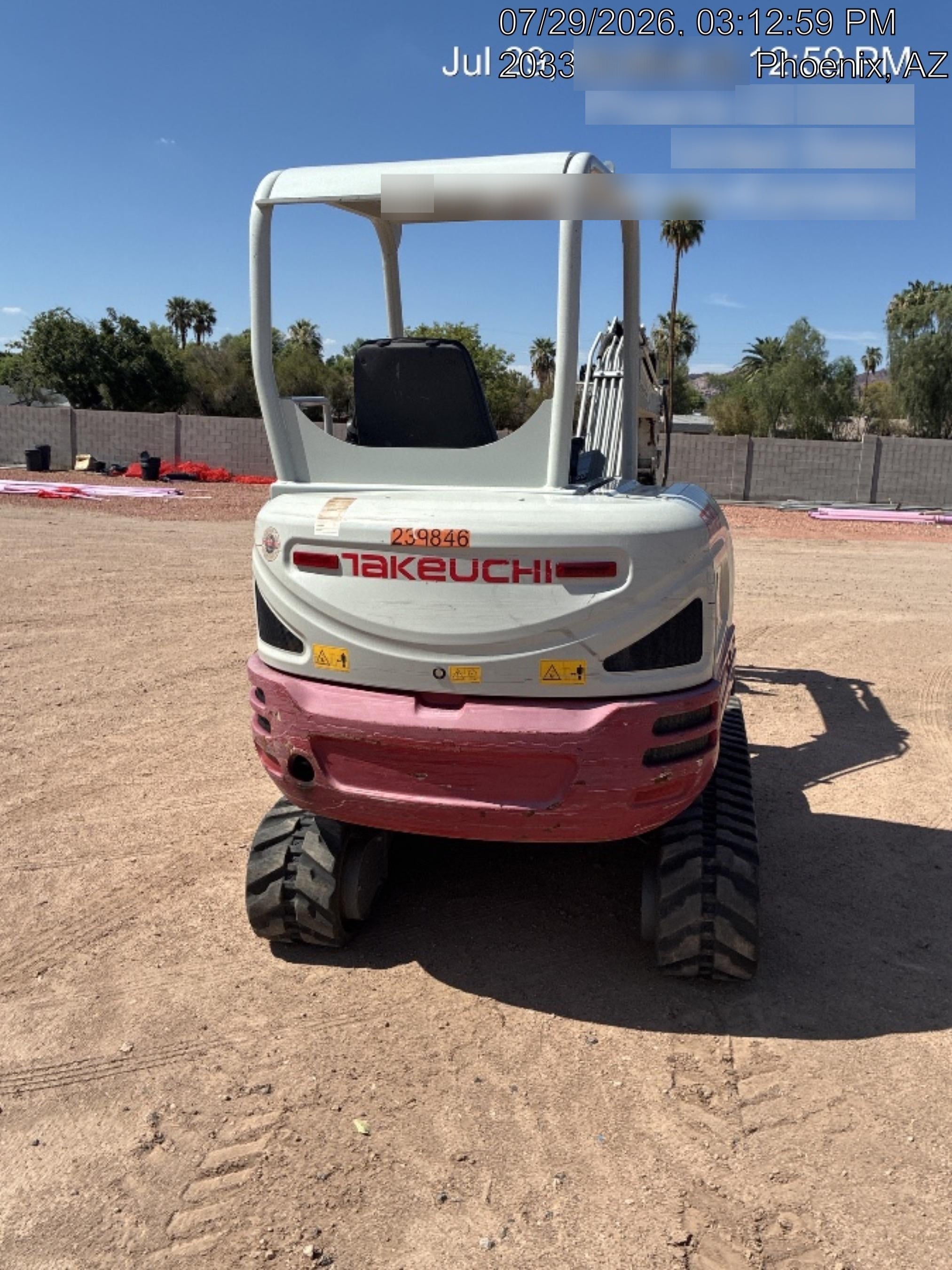 2022 TAKEUCHI TB235-2R