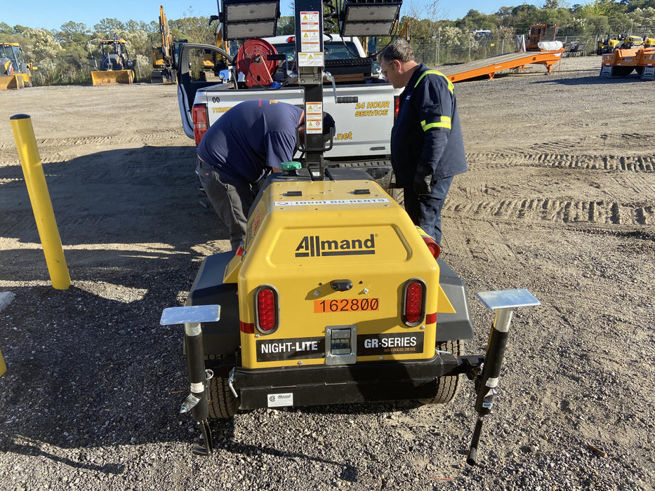 2021 Allmand NLV3GR (4) LED Light Fixture 350W, 23' Vertical Mast, 3kW Prime, Towable, Deep Sea L401, Leveling Jacks, Yanmar T4F 5.8hp