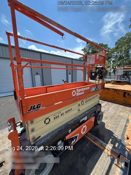 2022 JLG ES2632