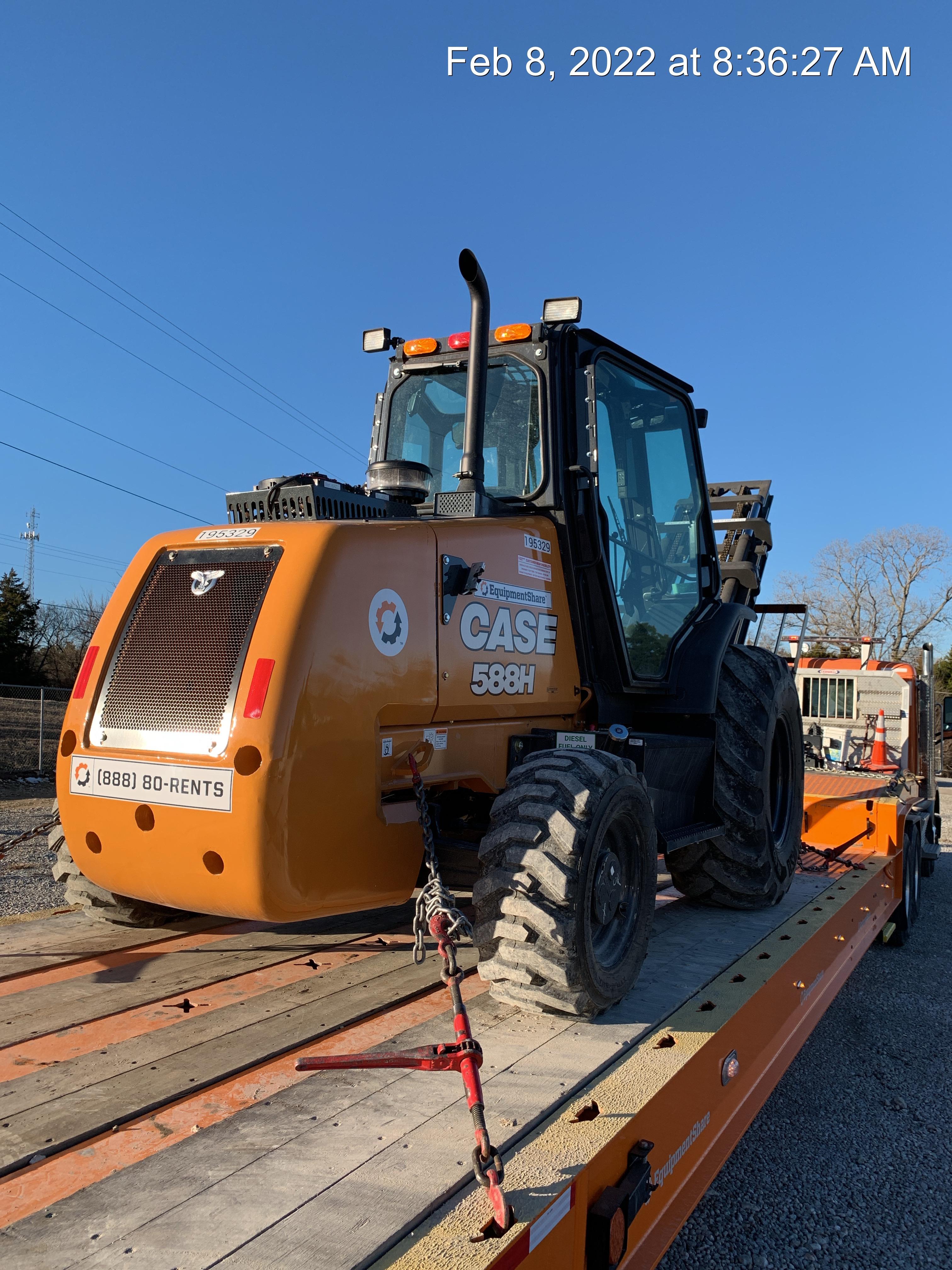 2021 CASE 588H