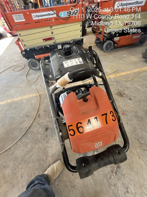 2025 HUSQVARNA LT6005