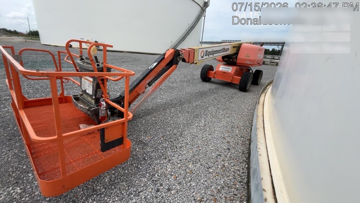 2020 JLG 660SJ