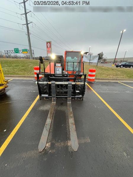 2025 JLG 519
