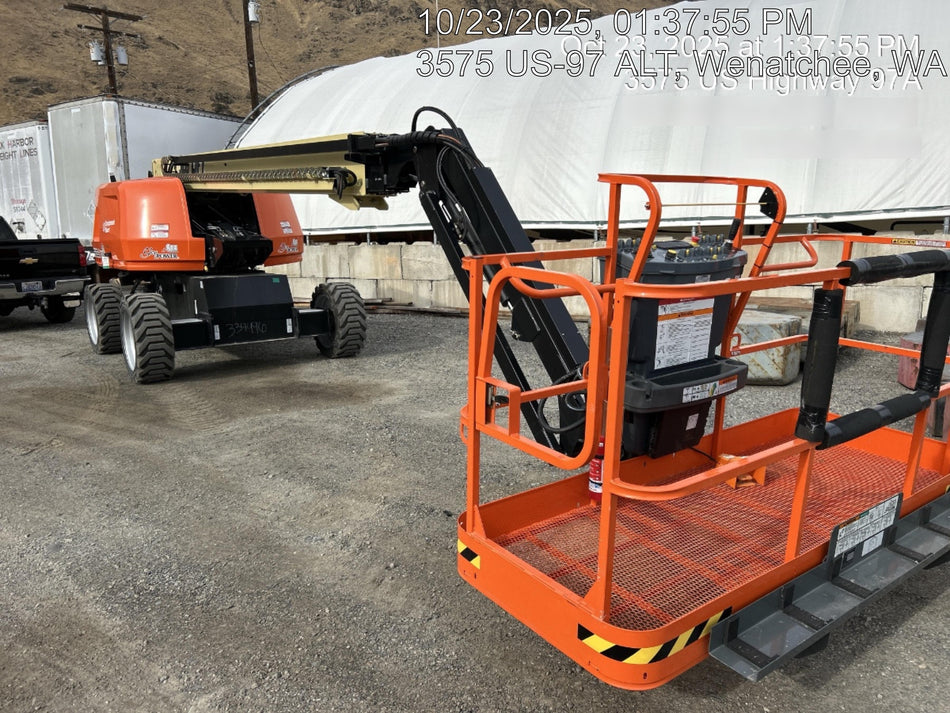 2025 JLG 660SJ
