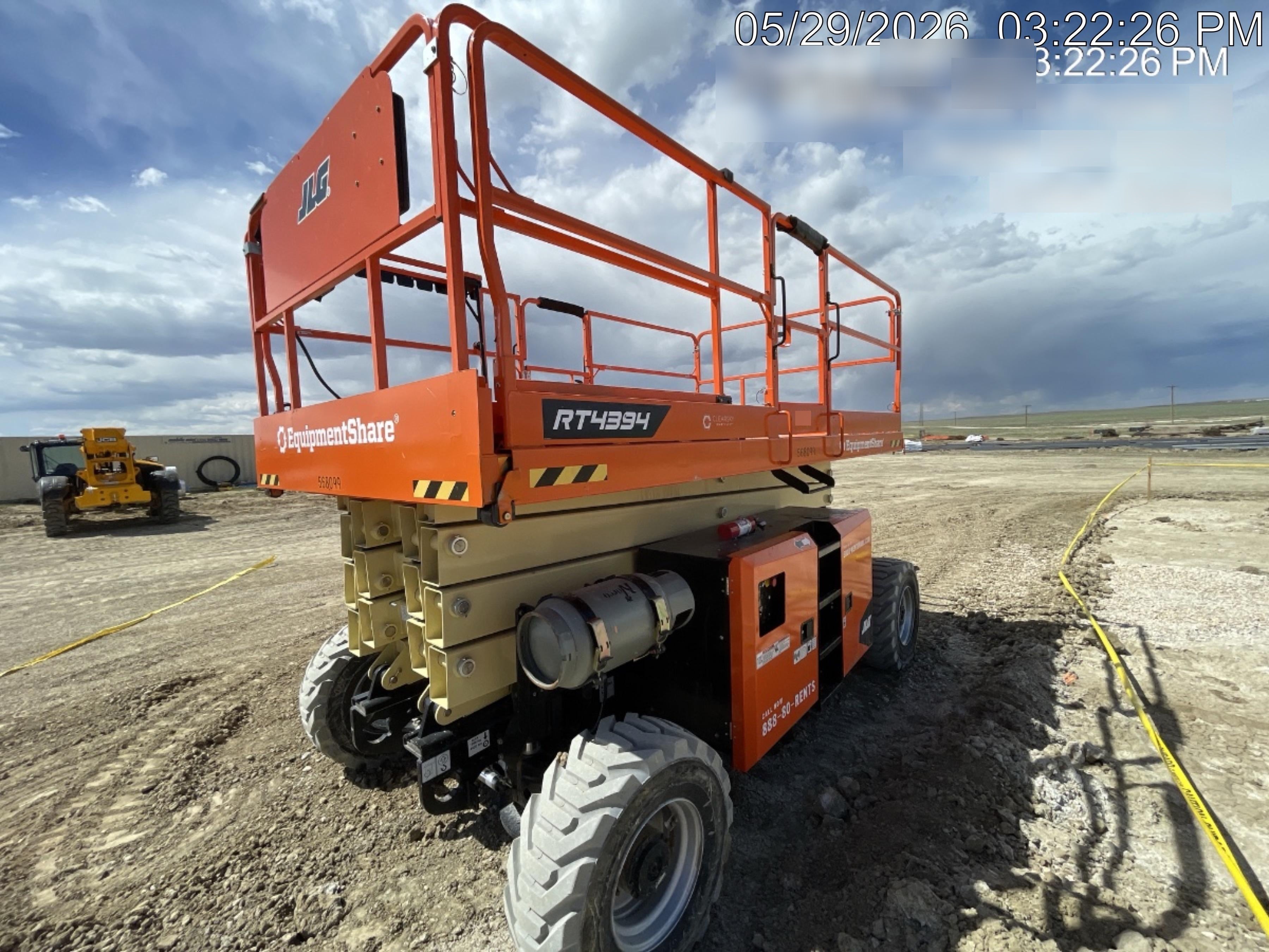 2025 JLG RT4394