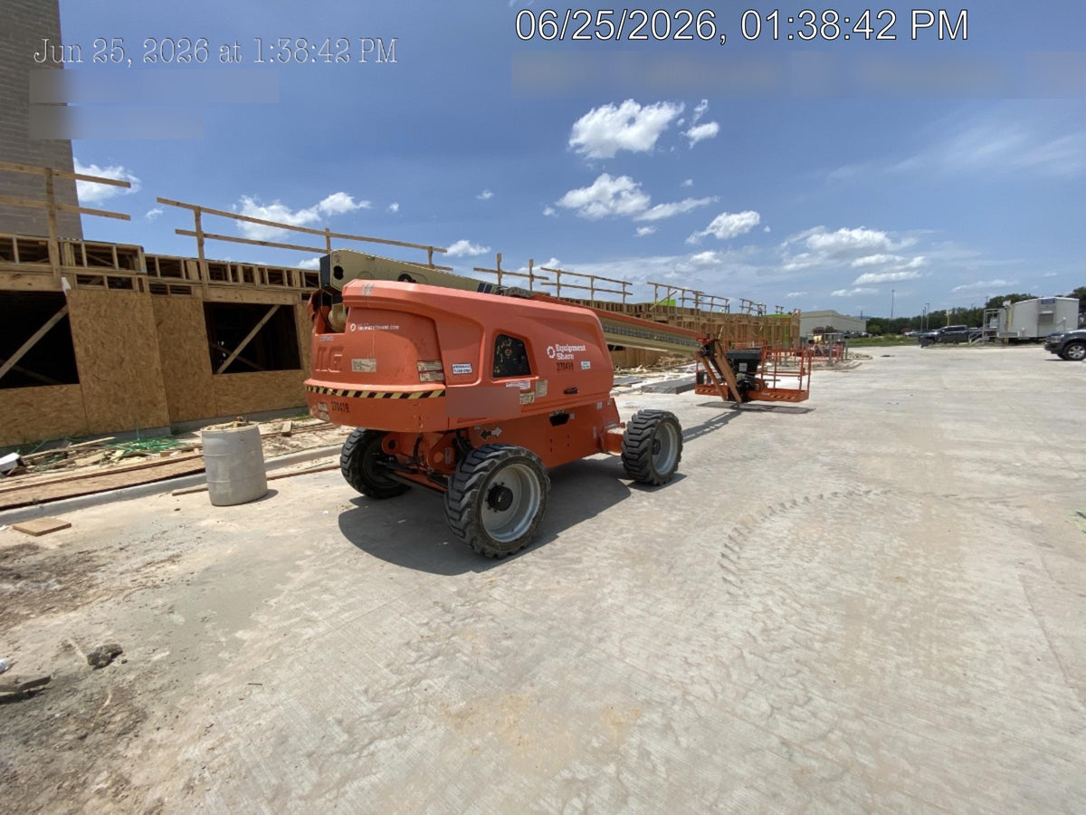 2022 JLG 660SJ