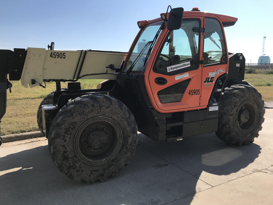 2019 JLG 1644
