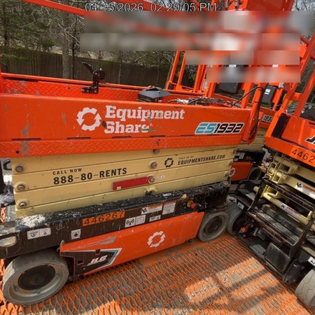 2024 JLG ES1932