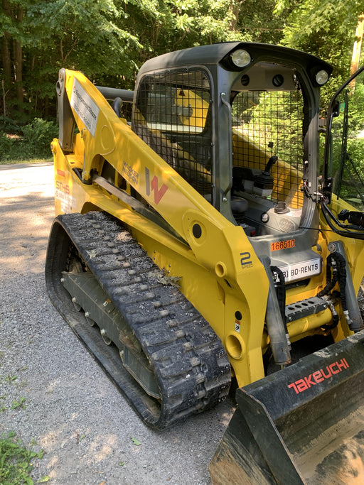 Wacker Neuson ST45 Cab/Heat/Air, 14-Pin Attachment Control, Cyclonic Engine Pre-Cleaner, Block Heater (110v), Ride Control, Bucket Leveling, Radio, High Capacity Fuel Tank, High Flow Aux. Hydraulics, Hydraulic Coupler, Air-Ride Seat