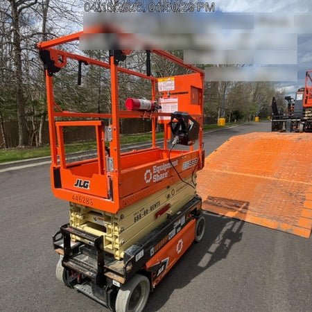 2024 JLG ES1932