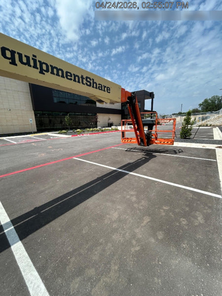 2022 JLG 860SJ