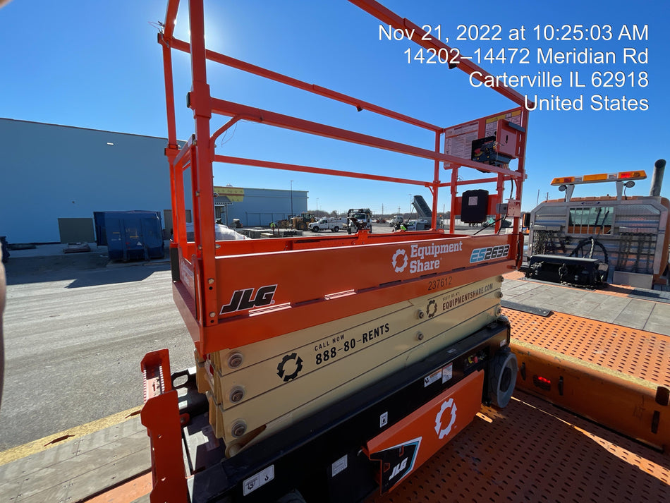 2022 JLG ES2632