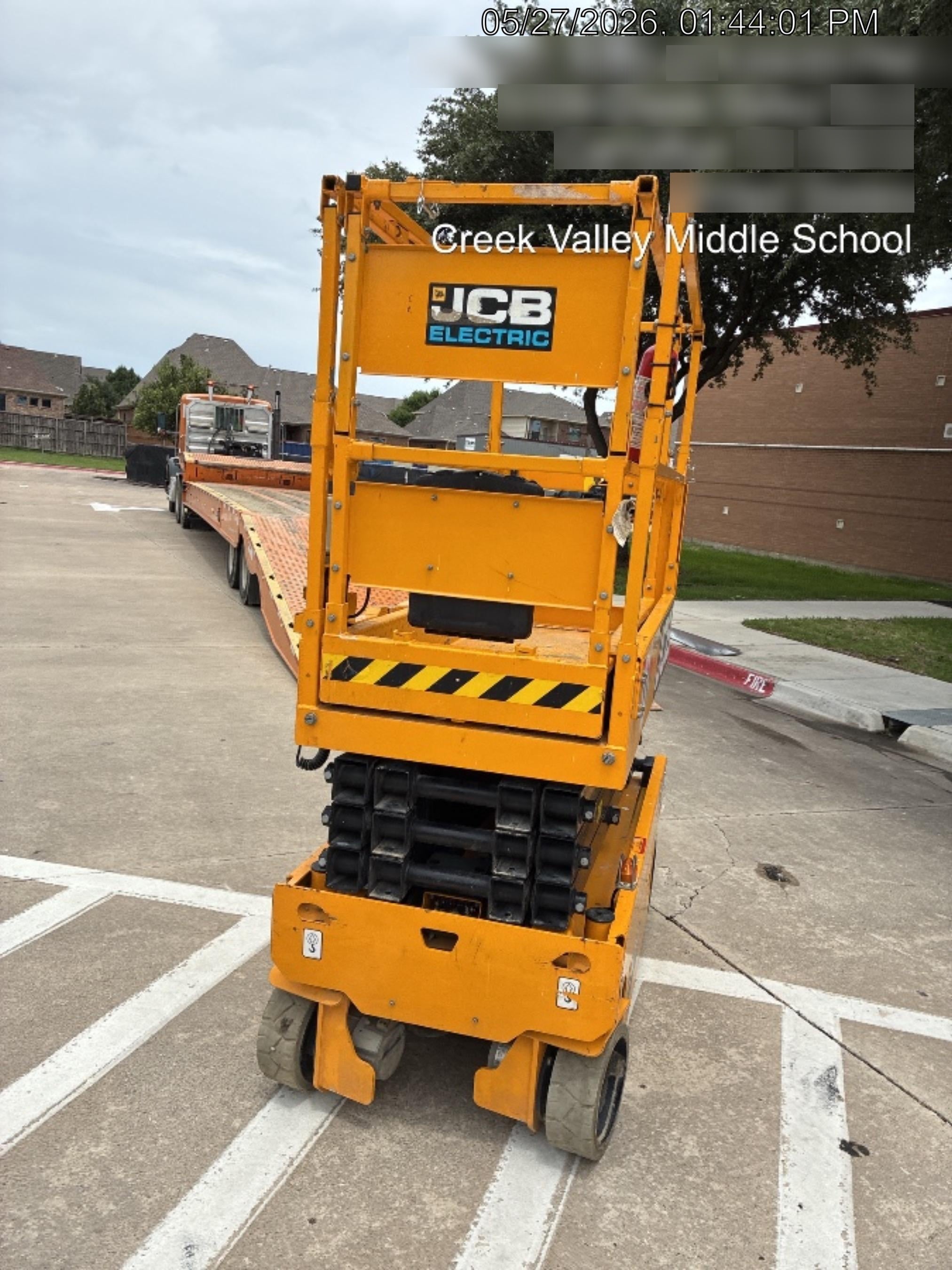 2024 JCB S1932E