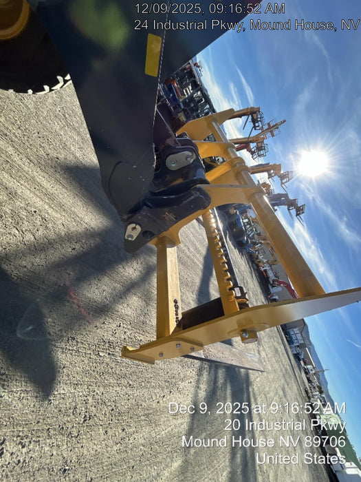 2025 JOHN DEERE 96" Loader Fork Carriage - John Deere