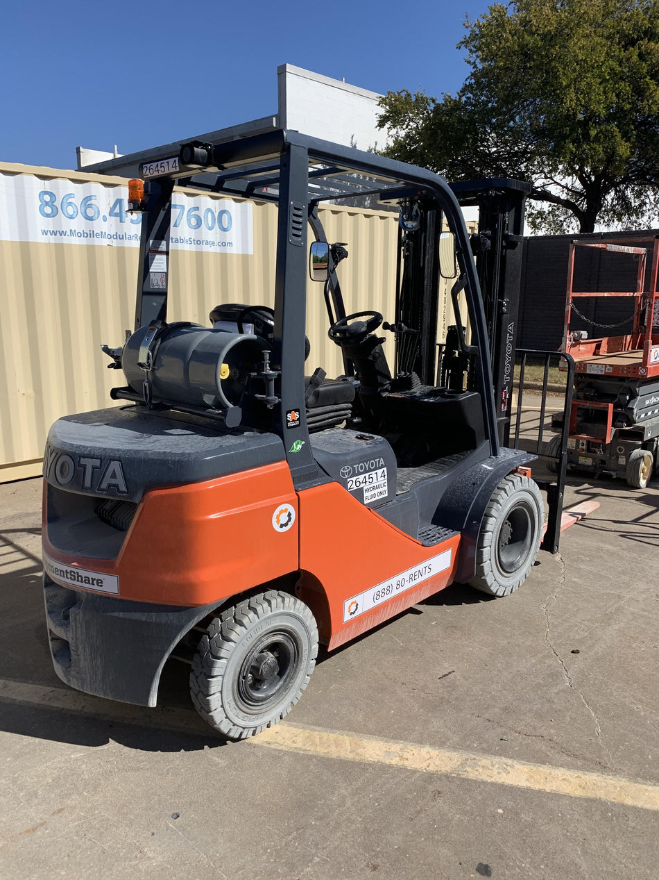 2022 TOYOTA 50-8FGU25