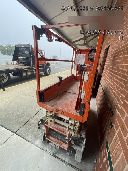 2022 JLG ES1932