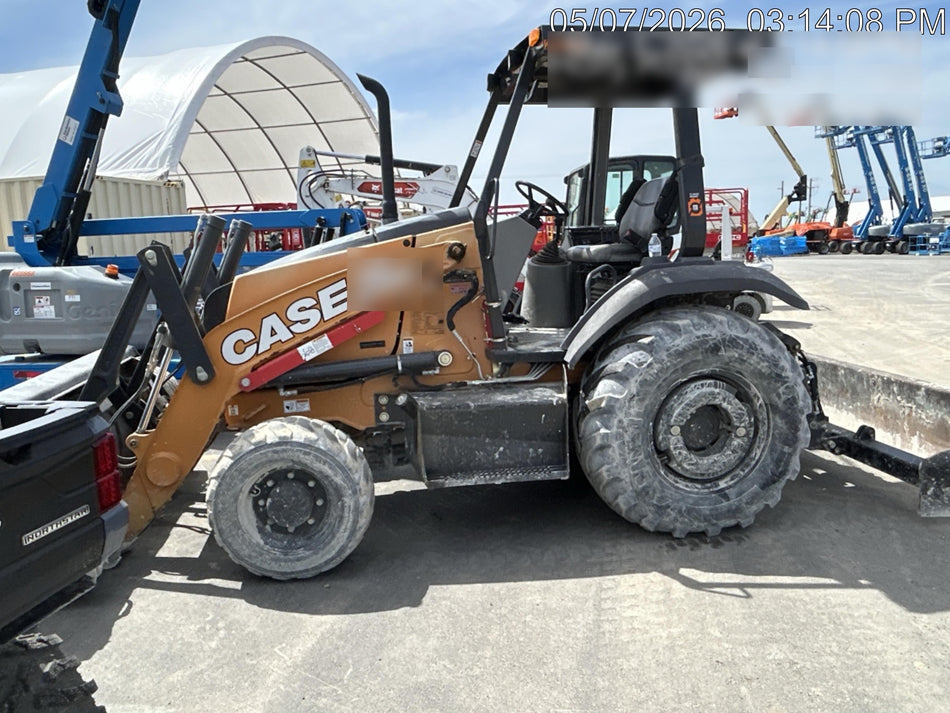 2022 CASE 570N EP