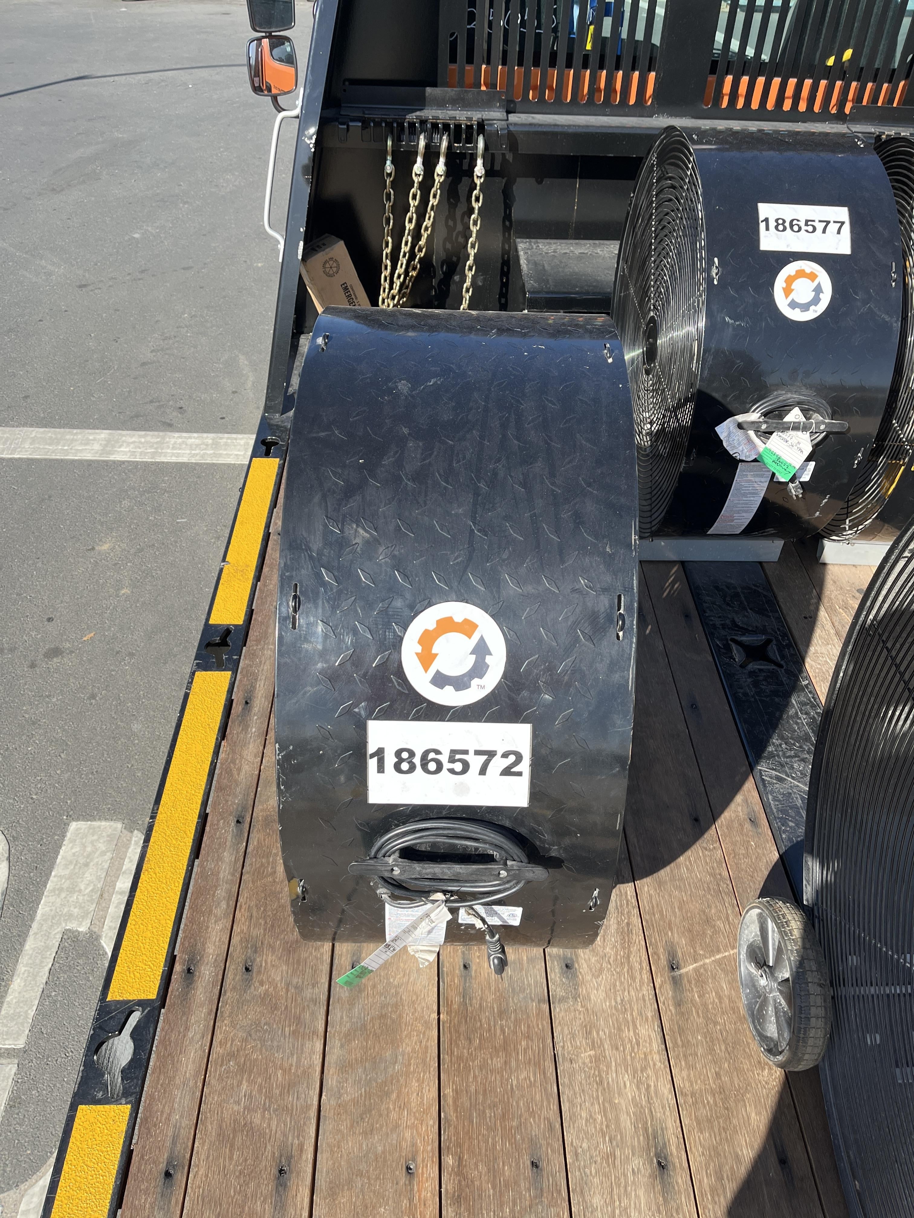 2021 MASTER 36" Drum Fan