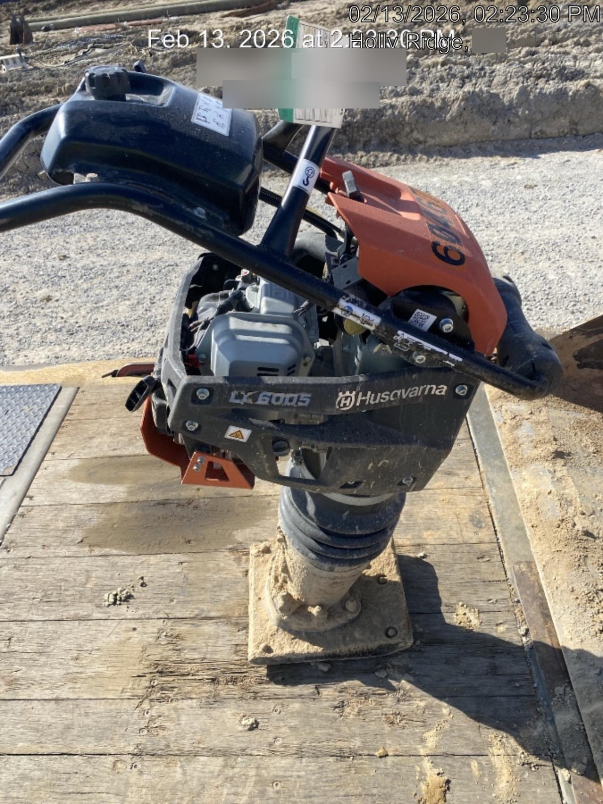 2025 HUSQVARNA LT6005