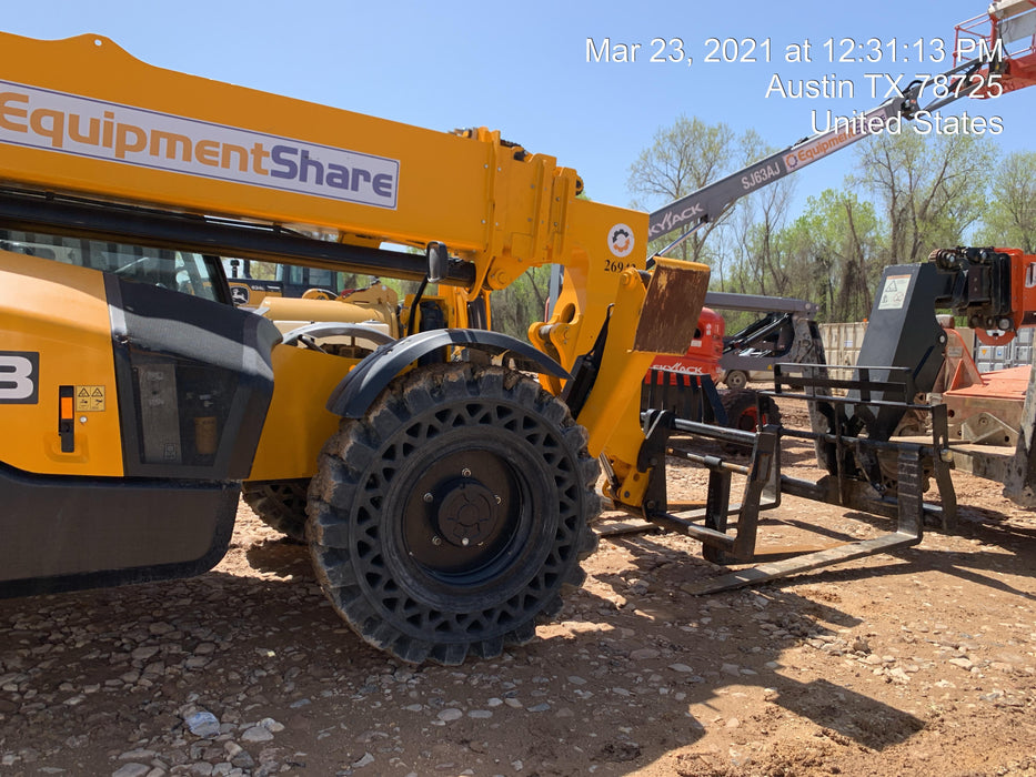 2019 JCB 510-56 74 HP w/Open ROPS, Beacon, Aux Hydraulics, Worklights, Solid Tires w/60" Carriage/Forks