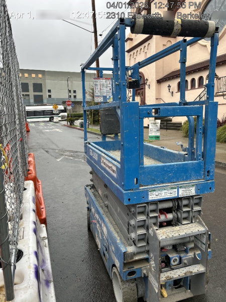 2020 Genie GS-1930 Solid Non Marking Tires, Beacon, Folding rails with half height swing gate, 800W Inverter