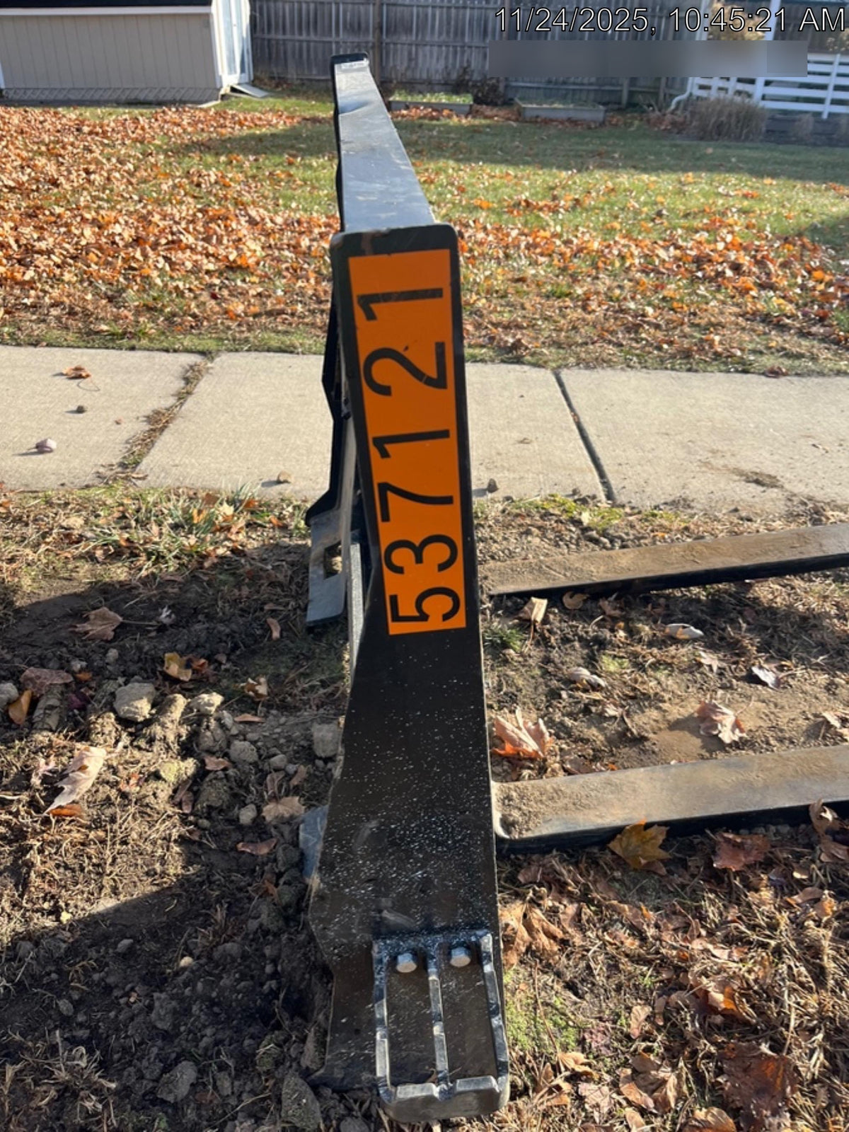 2025 ARROW MATERIAL HANDLING 24" Pallet Fork Frame