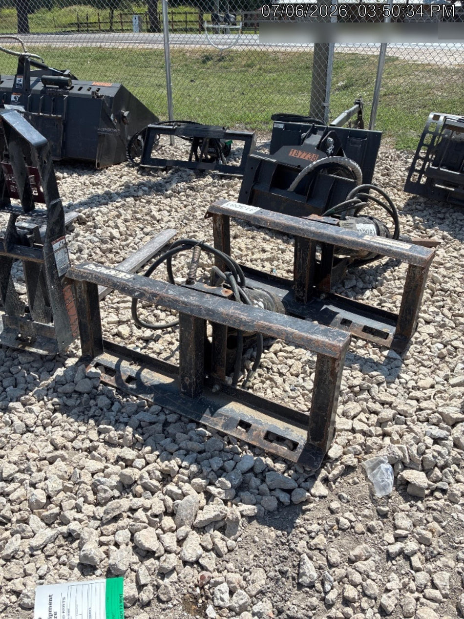 2023 AUGER TORQUE 3300-30
