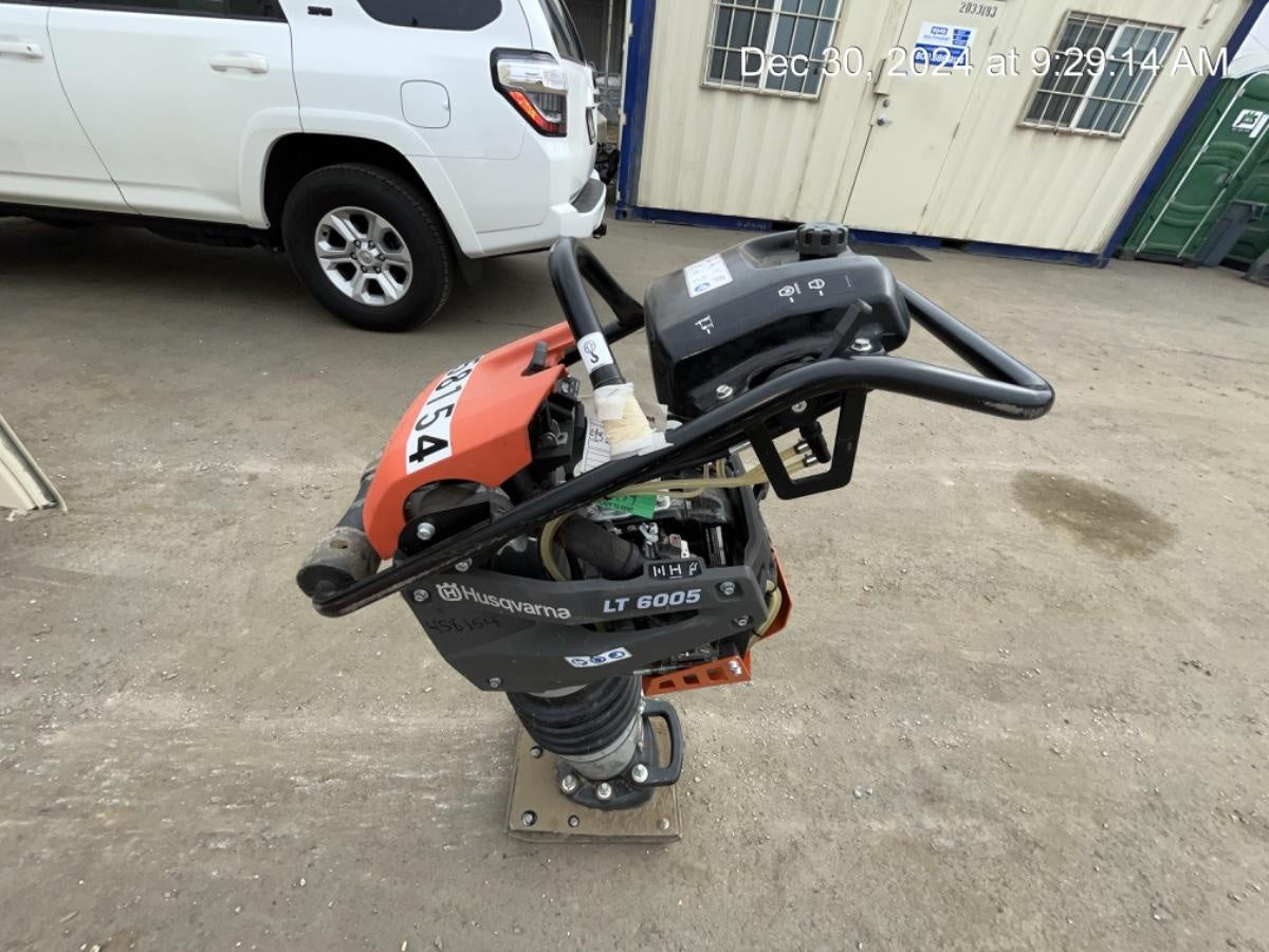 2024 HUSQVARNA LT6005
