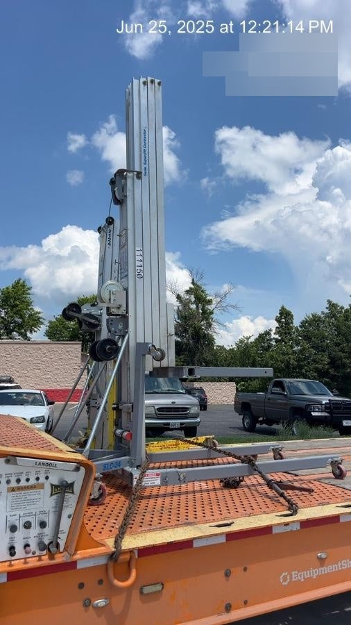 2020 GENIE SLC-24