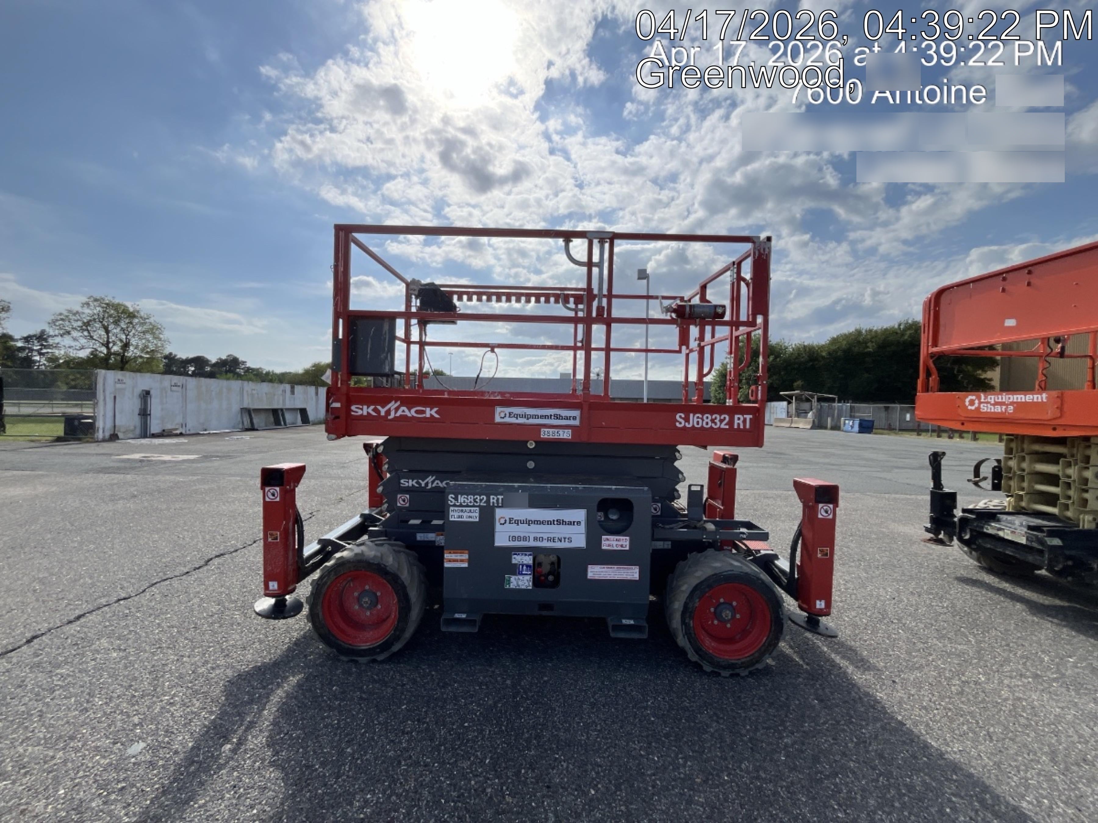 2024 SKYJACK SJ6832 RT