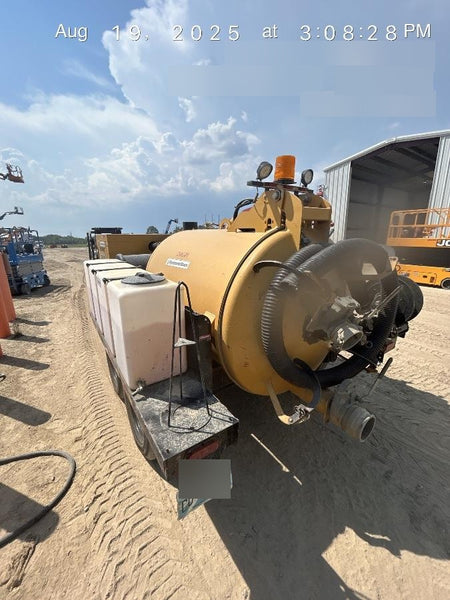 2022 VAC-TRON LP573XDT
