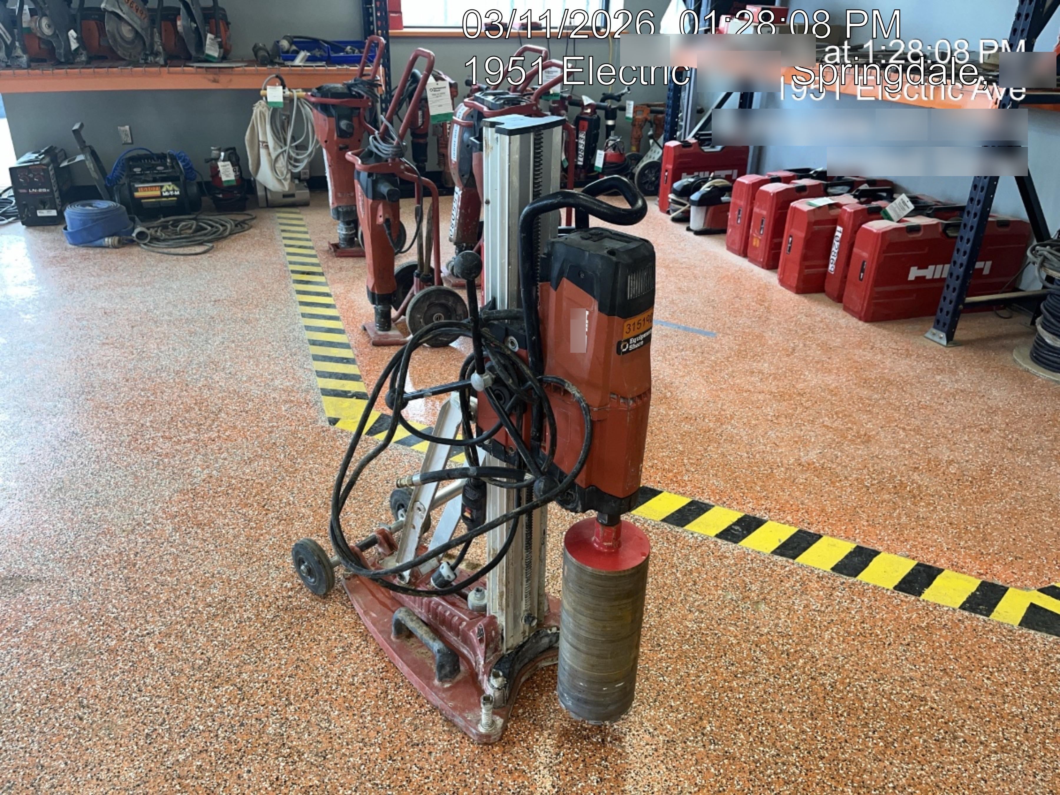 2023 HILTI DD250E