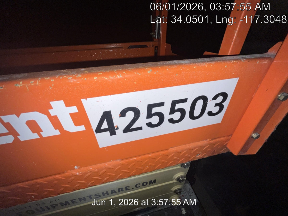 2024 JLG ES1932