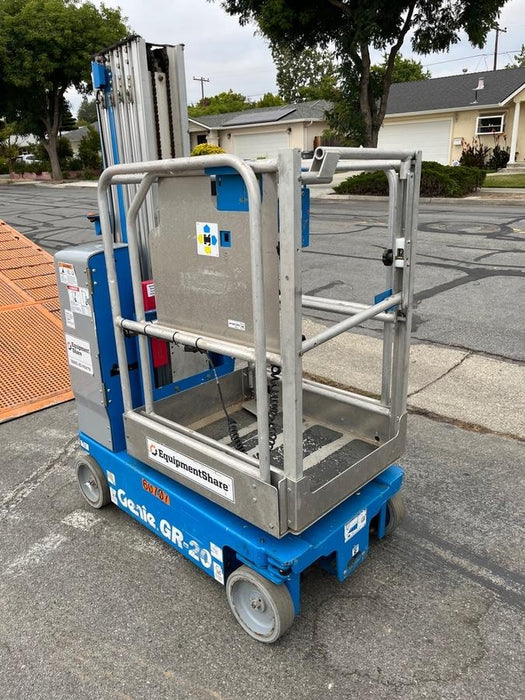 2019 GENIE GR-20