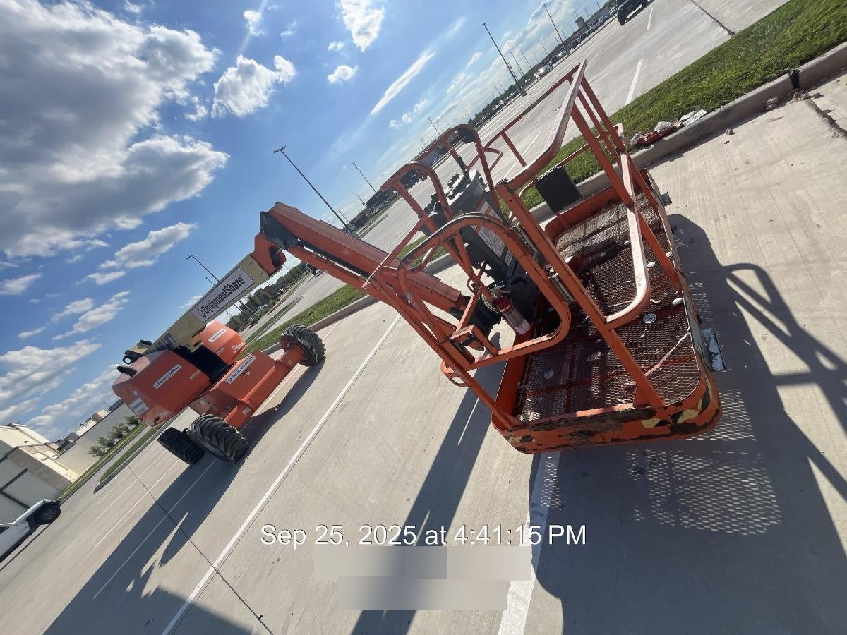 2021 JLG 460SJ