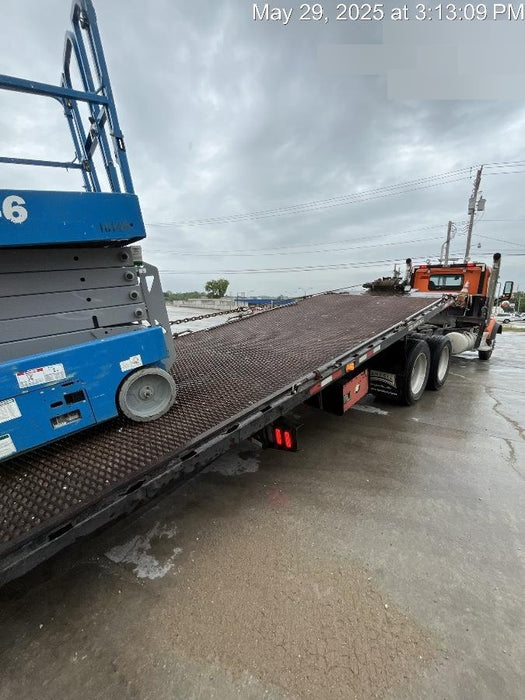 2018 Genie GS-3246 Genie GS-3246 w/Folding rails, Full height swing gate