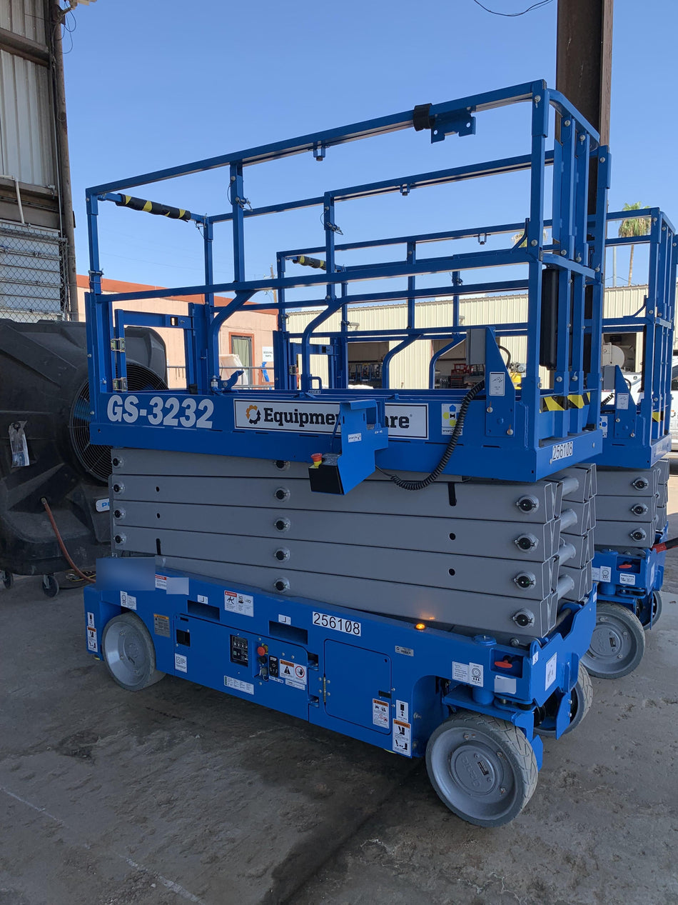 2022 GENIE GS-3232