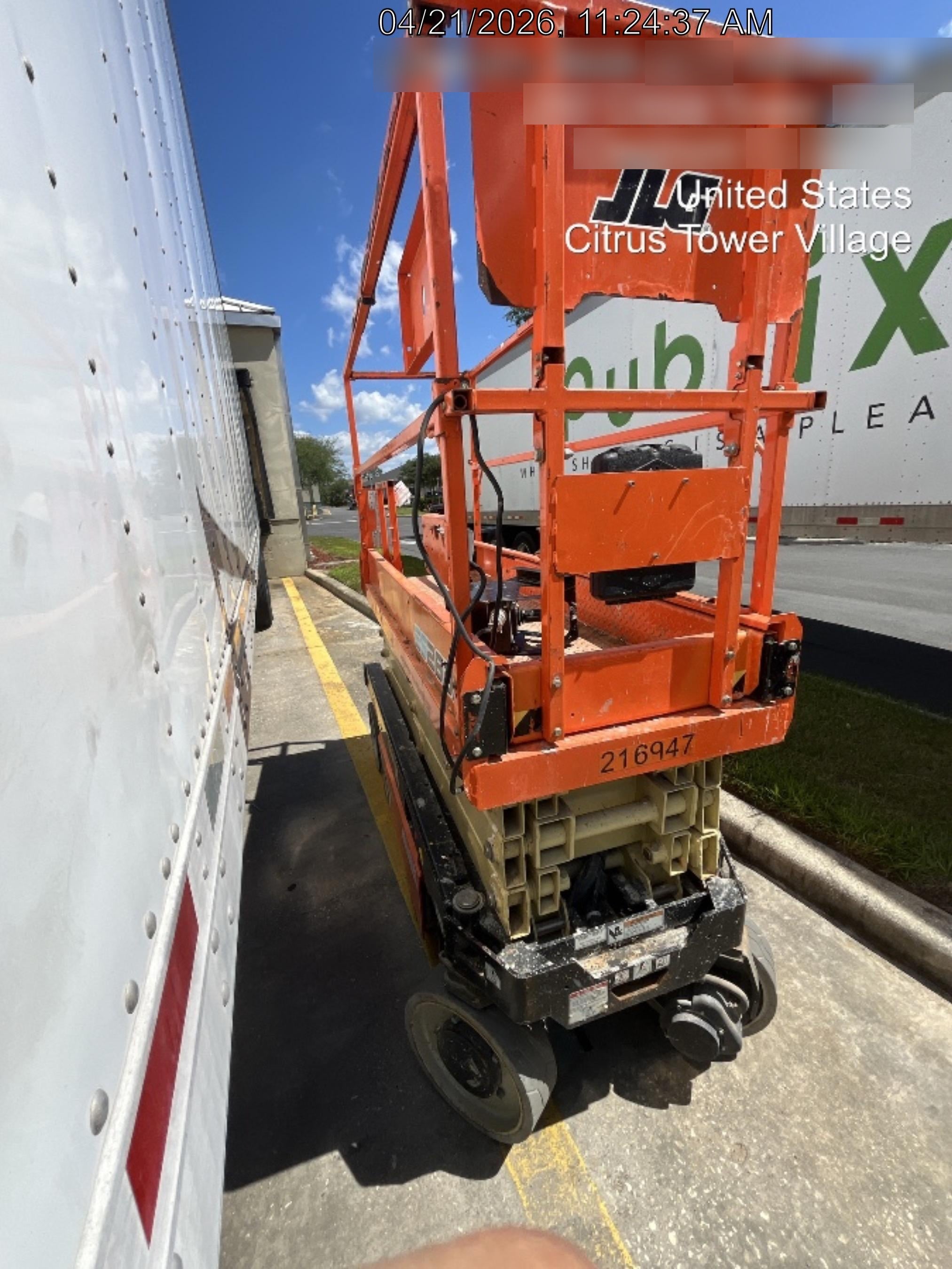 2022 JLG ES2632