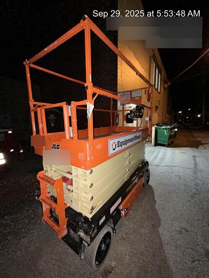 2021 JLG R3246