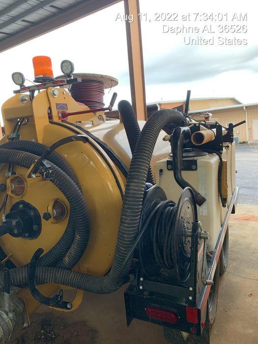 2021 VAC-TRON LP573XDT