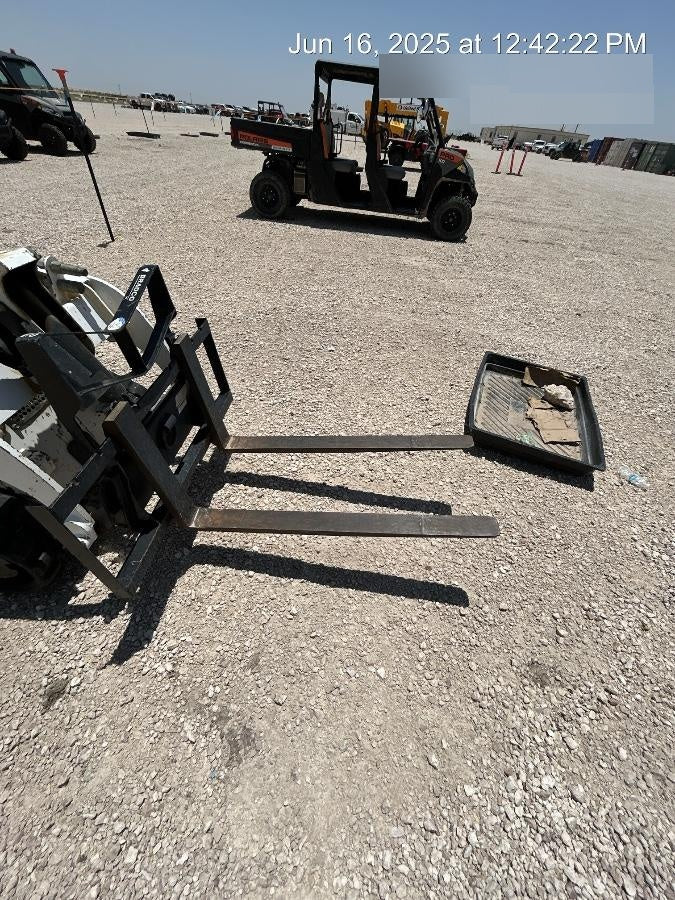 2020 PALADIN 48" Pallet Forks - Paladin