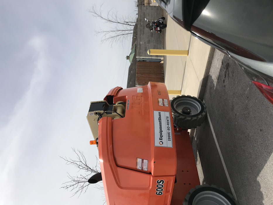 2019 JLG 600S 4WD