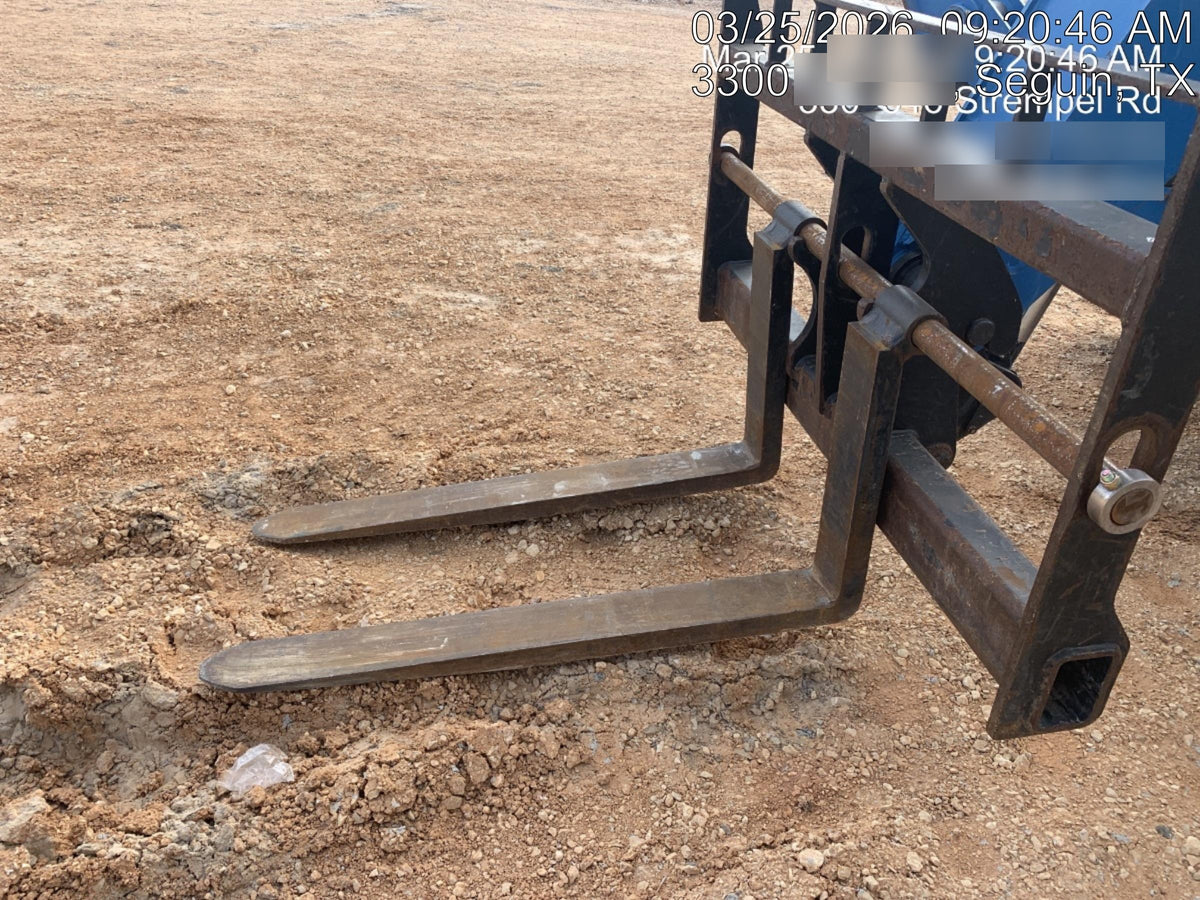 2019 Genie GTH-1056 Canopy, Solid RT Tires, LED Work Lights, Beacon 60" QA Carriage, 60" Forks