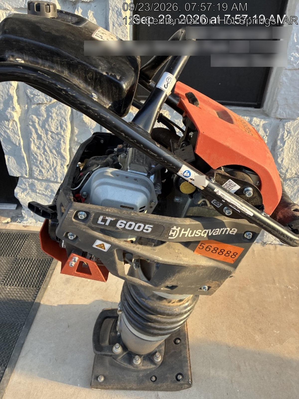 2025 HUSQVARNA LT6005