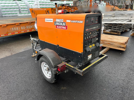 2021 Lincoln Electric Vantage 322 Vantage 322 Ready Pak 3 w/ Decals, ORANGE (includes trailer, cable rack, fender light kit) NO Telematics